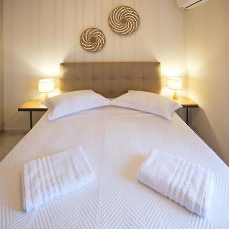 Sunny Apartment Lefkada - Lefkada Bnb Kalligoni Extérieur photo