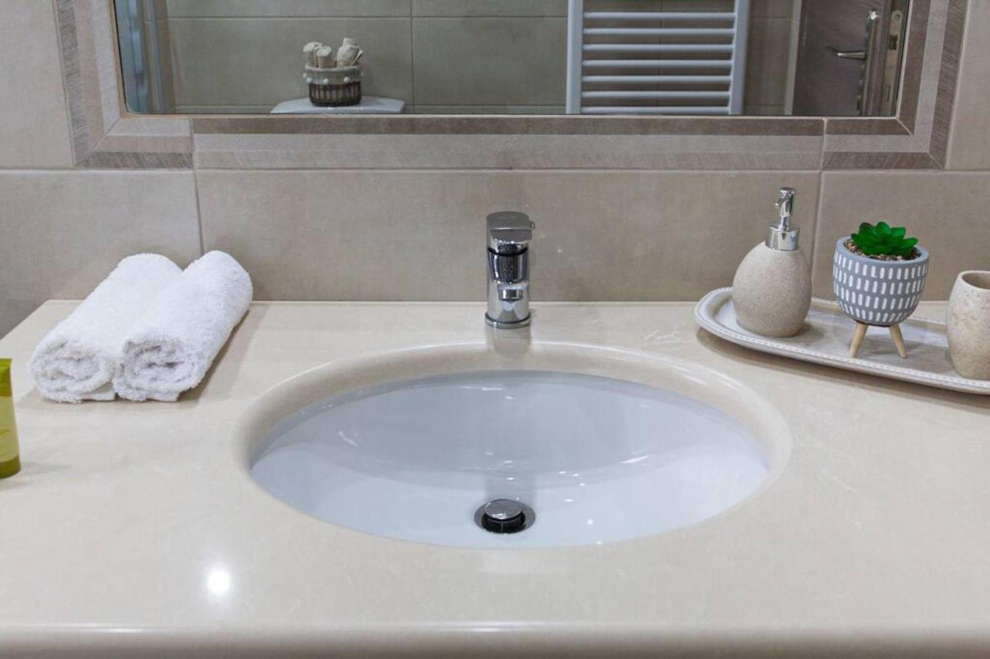 Sunny Apartment Lefkada - Lefkada Bnb Kalligoni Extérieur photo